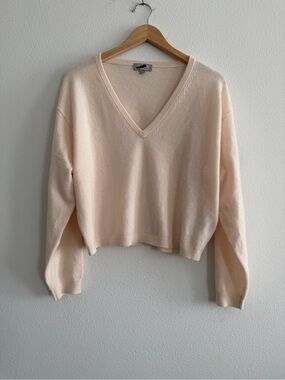 J.Crew Cashmere Relaxed Cropped V-Neck Sweater in Hthr Muslin, Size Medium